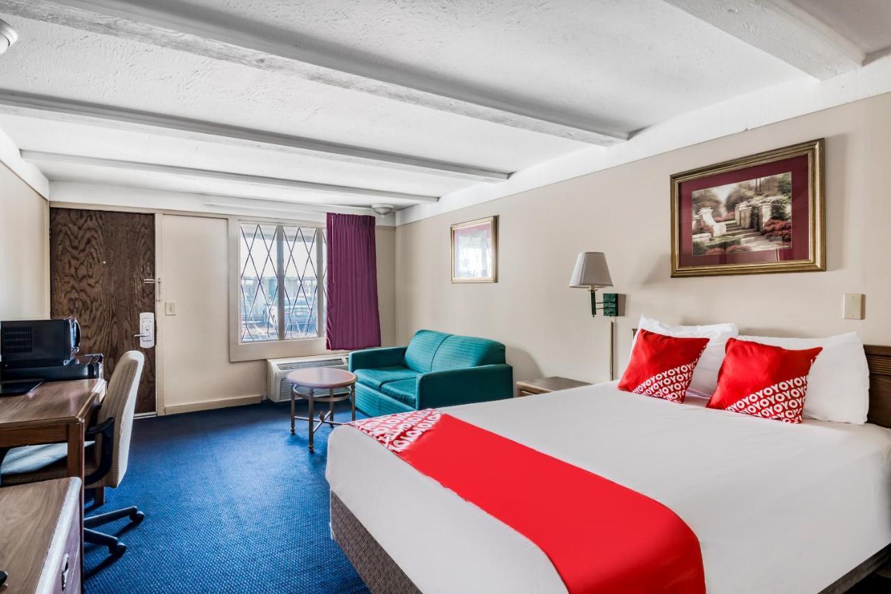 Oyo Hotel Wadsworth Oh I-76 Dış mekan fotoğraf