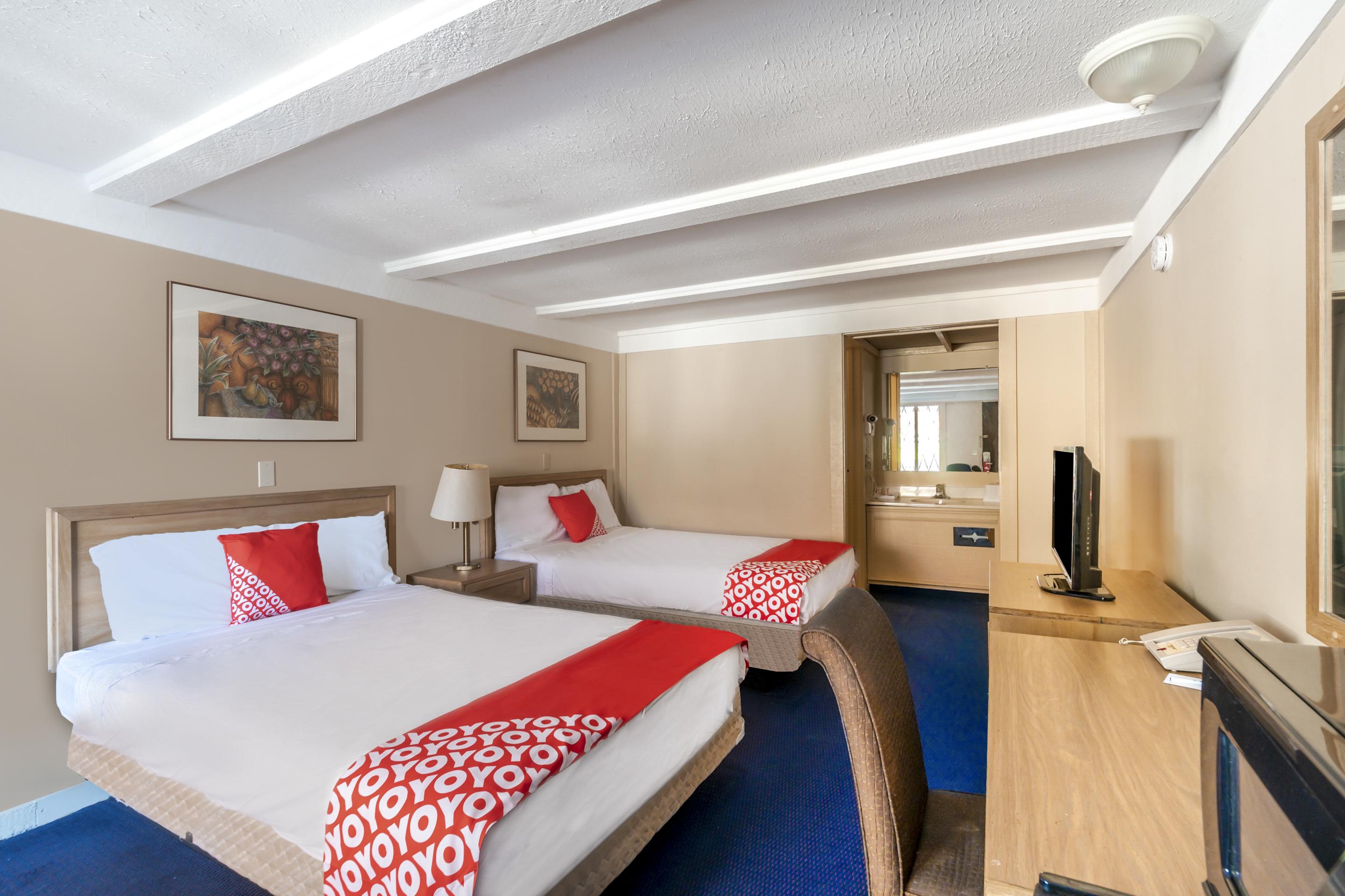 Oyo Hotel Wadsworth Oh I-76 Dış mekan fotoğraf