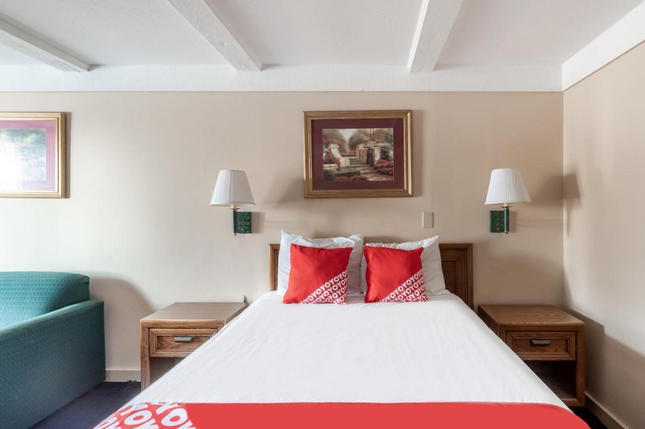 Oyo Hotel Wadsworth Oh I-76 Dış mekan fotoğraf